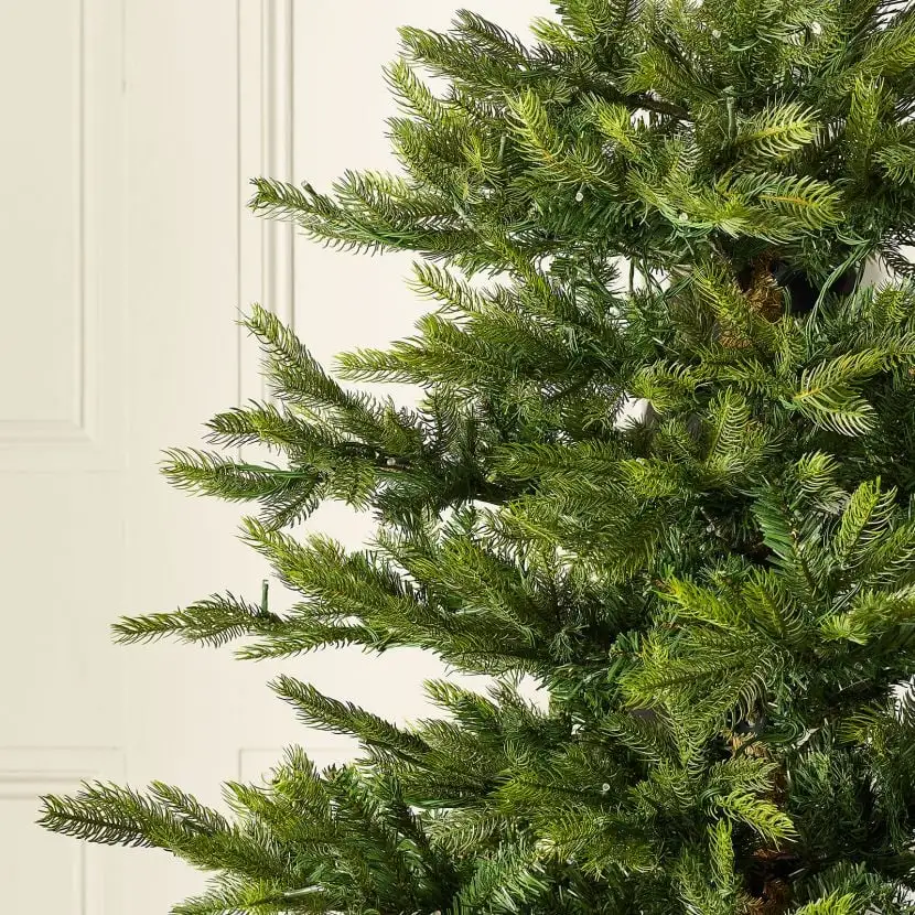 6ft Calgary Fir Artificial Christmas Tree 16 6ft Calgary Fir Artificial Christmas Tree - Image 14