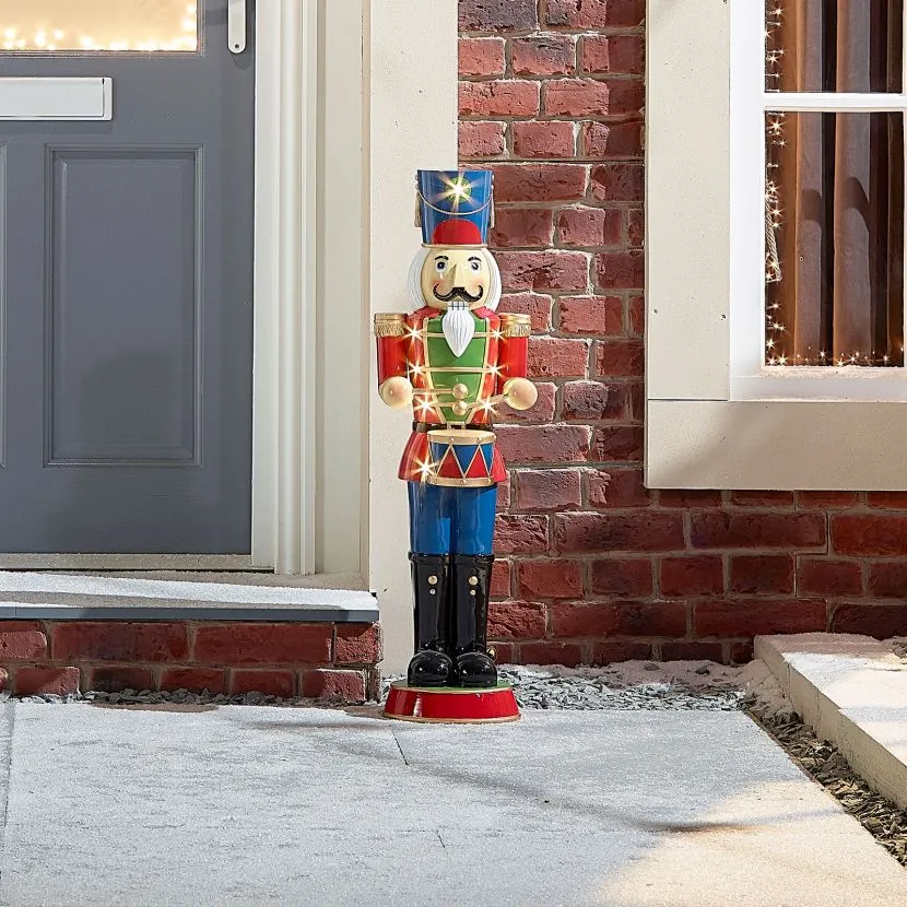 Noel The 3ft Red Christmas Nutcracker With Drum 18 Noel The 3ft Red Christmas Nutcracker With Drum - Image 17