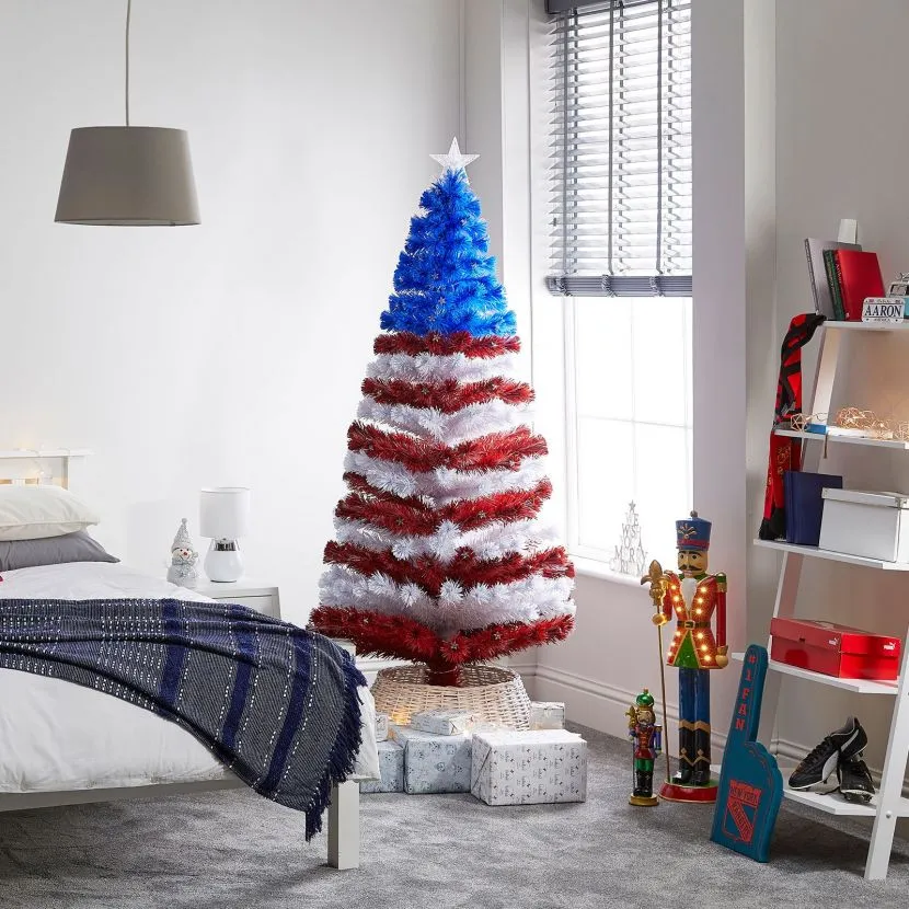6ft Fibre Optic Stars & Stripes Artificial Christmas Tree 7 6ft Fibre Optic Stars & Stripes Artificial Christmas Tree - Image 5