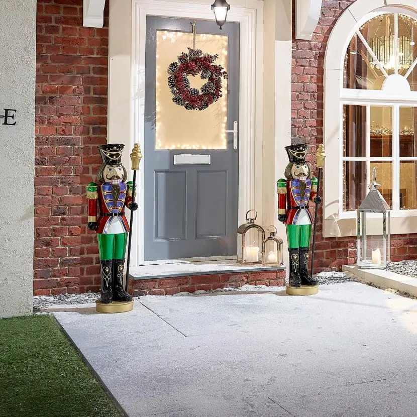 Hans The 3.5ft LED Christmas Nutcracker 10 Hans The 3.5ft LED Christmas Nutcracker - Image 8