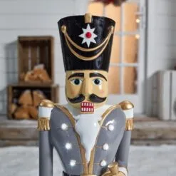 The Winter Workshop - Norbert The 3ft Christmas Nutcracker 39 The Winter Workshop - Norbert The 3ft Christmas Nutcracker -Twinkly Shop 548c030ec4ca457b66a8ac7f712e8ccb4a5afe366ca6c0754e76b3a1b71346c7