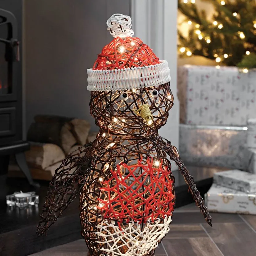 Rob The 50cm Rattan Christmas Robin - Dual Powered 10 Rob The 50cm Rattan Christmas Robin - Dual Powered - Image 8