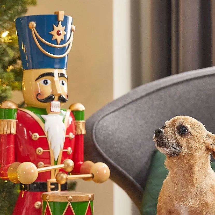 Norbert The 3ft Red Christmas Nutcracker With Drum 12 Norbert The 3ft Red Christmas Nutcracker With Drum - Image 10