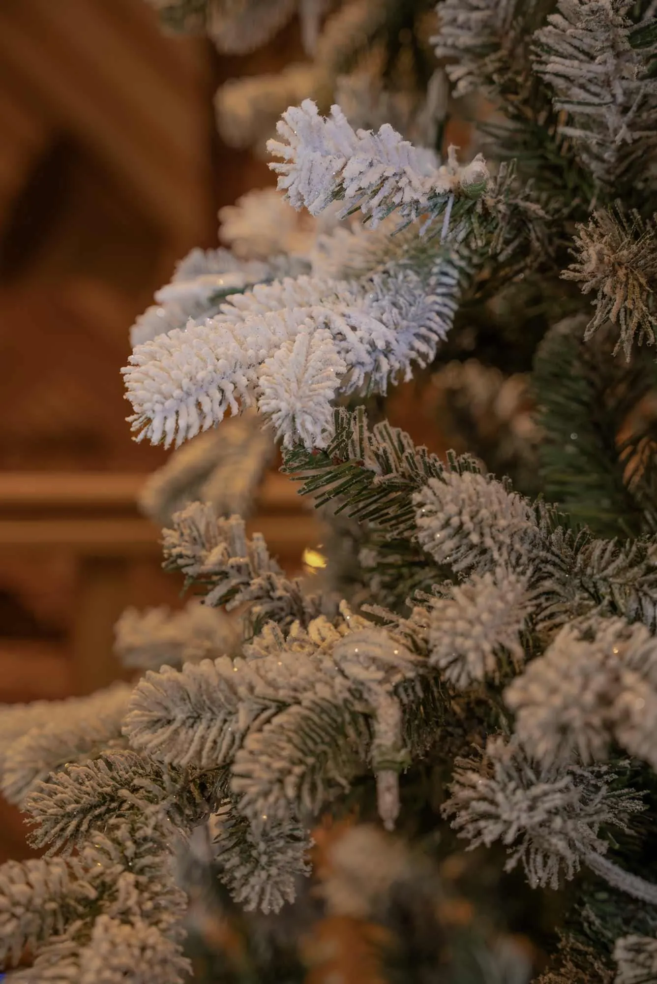 6.5ft Pre-lit Light Snowy Sheffield Spruce Feel-Real Artificial Christmas Tree 7 6.5ft Pre-lit Light Snowy Sheffield Spruce Feel-Real Artificial Christmas Tree - Image 5