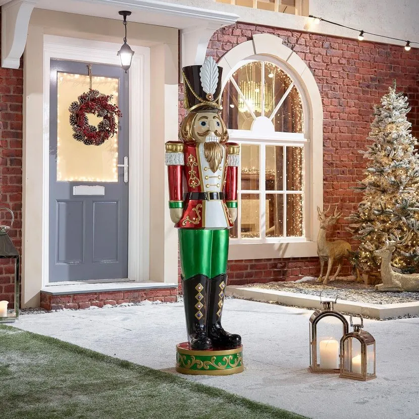 Klaus The 5.5ft LED Christmas Nutcracker 9 Klaus The 5.5ft LED Christmas Nutcracker - Image 7