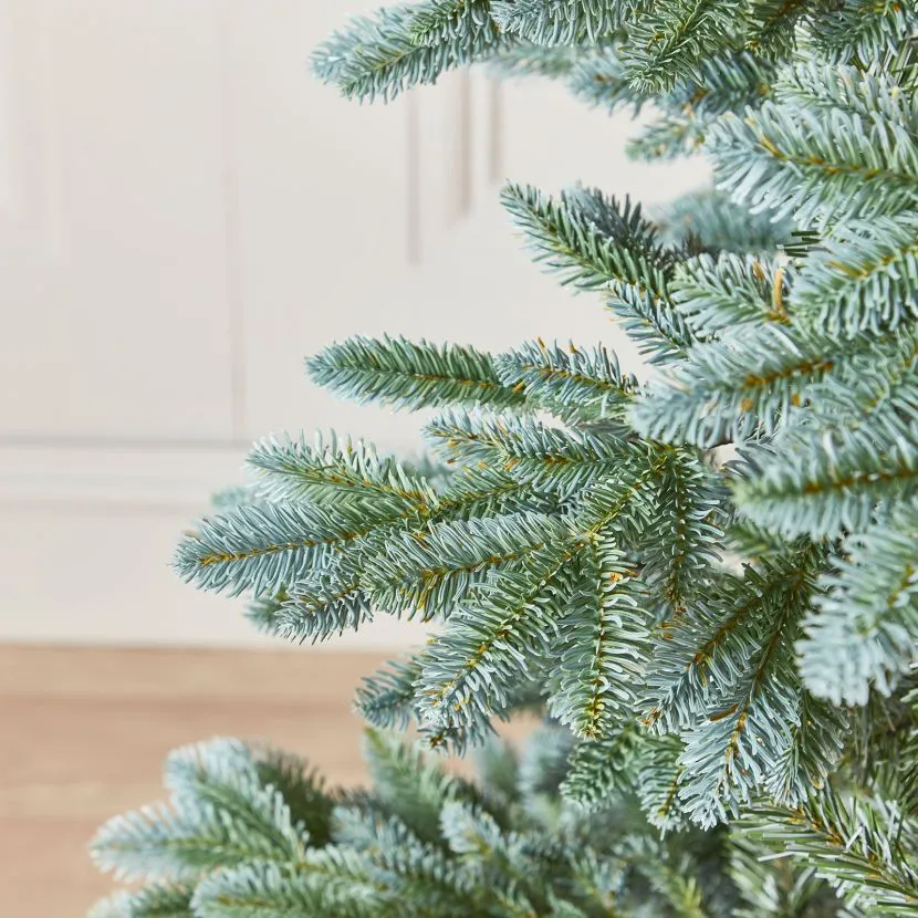 7ft Skylands Spruce Artificial Christmas Tree 6 7ft Skylands Spruce Artificial Christmas Tree - Image 4