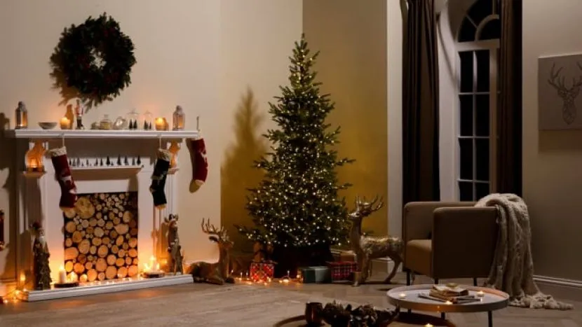 7ft Slim Calgary Fir Artificial Christmas Tree 15 7ft Slim Calgary Fir Artificial Christmas Tree - Image 13