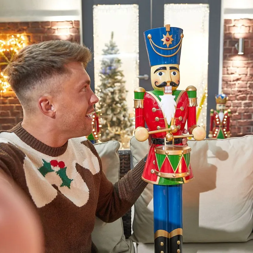Norbert The 3ft Red Christmas Nutcracker With Drum 8 Norbert The 3ft Red Christmas Nutcracker With Drum - Image 6