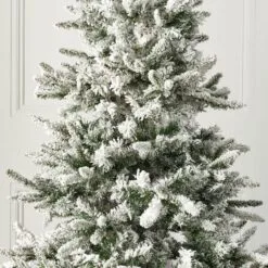 Kaemingk Everlands - 5ft Snowy Alaskan Fir Artificial Christmas Tree 11 Kaemingk Everlands - 5ft Snowy Alaskan Fir Artificial Christmas Tree -Twinkly Shop e6dda8146d7d248113e6162be95c33cbcc42beec7985f1820ae7b403d88b5ddf 2