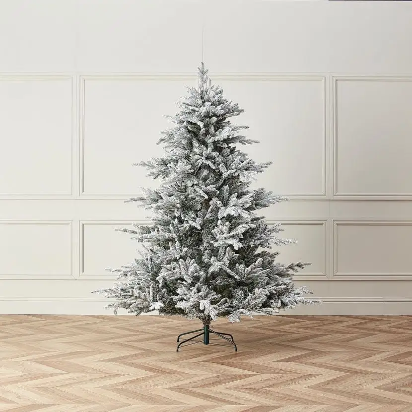 6ft Snowy Concolor Fir Artificial Christmas Tree 4 6ft Snowy Concolor Fir Artificial Christmas Tree - Image 2
