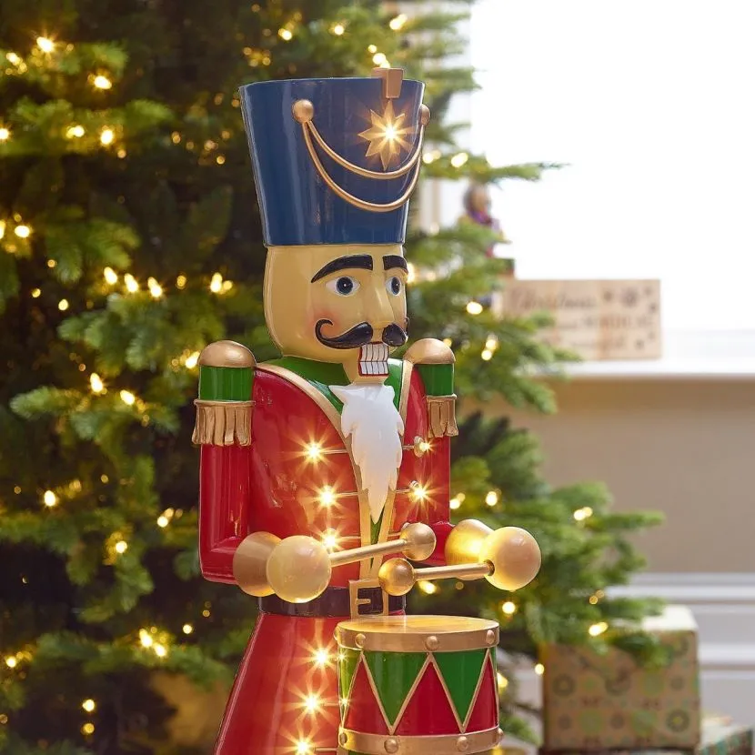 Norbert The 3ft Red Christmas Nutcracker With Drum 13 Norbert The 3ft Red Christmas Nutcracker With Drum - Image 11